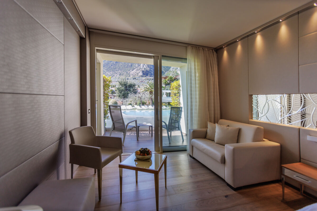Camera Matrimoniale Prestige con Vista Giardino - Tra ricercatezza e comodità